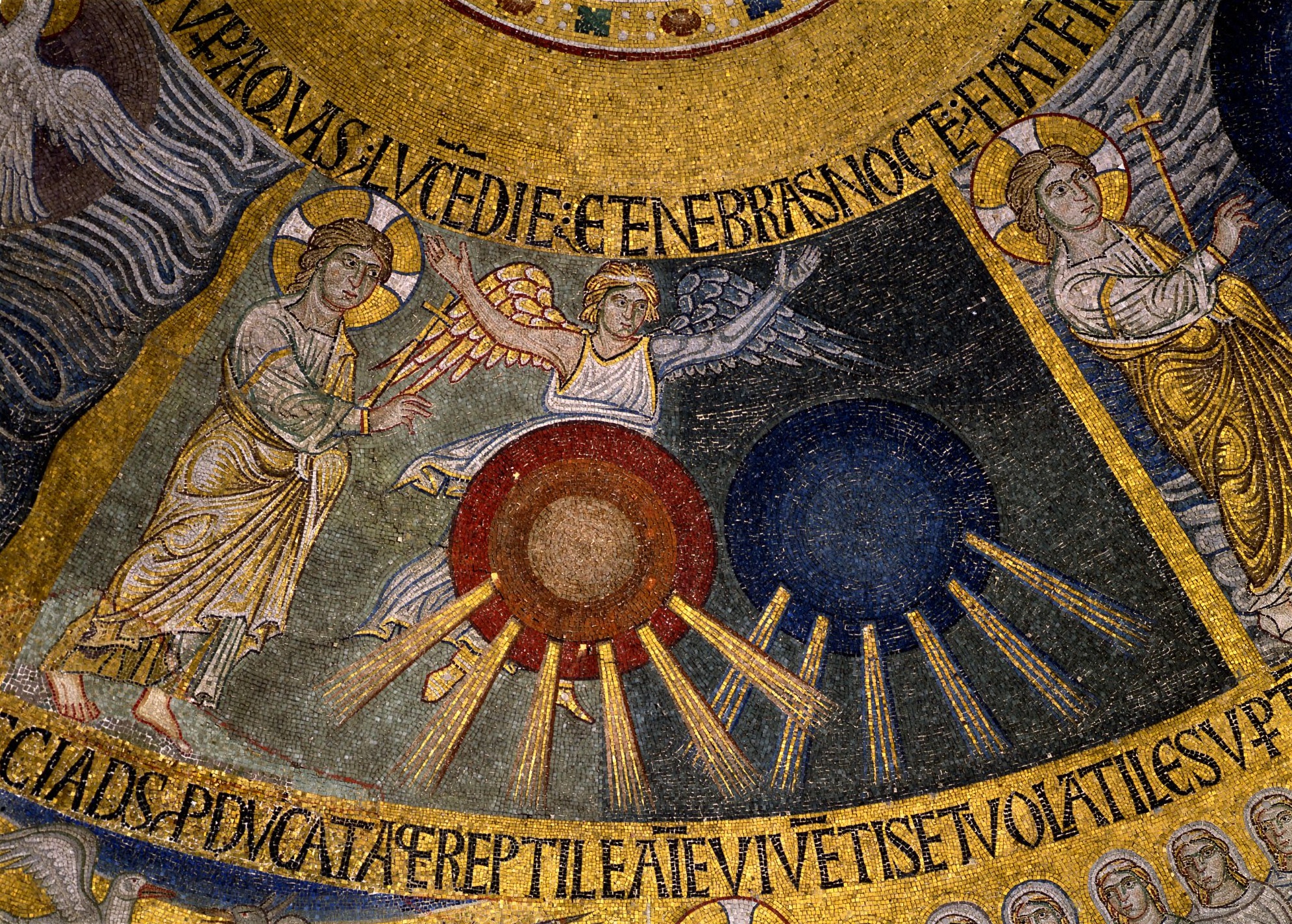 И создал Бог два светила великие, светило большее, для управления днем, и светило меньшее, для управления ночью, и звезды. Фрагмент мозаики собора Святого Марка в Венеции.